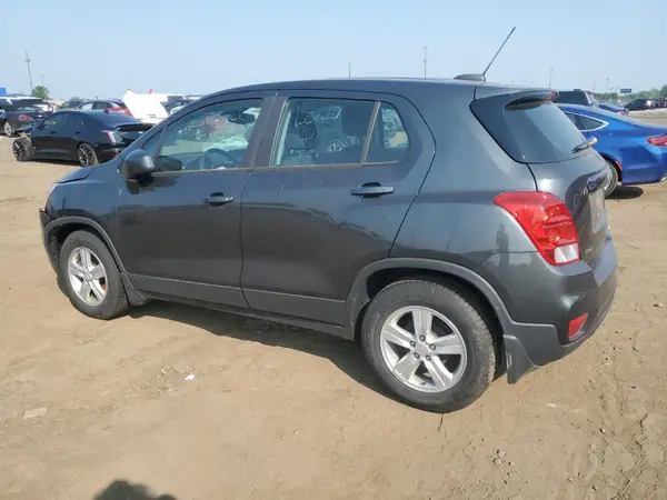3GNCJKSB7KL307439 2019 CHEVROLET TRAX - Image 2