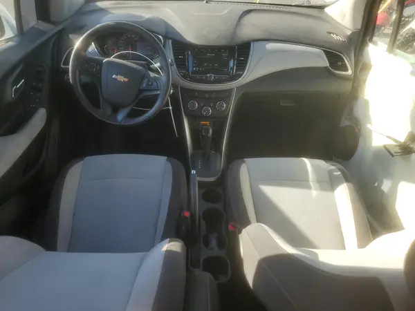 3GNCJKSB7KL316013 2019 CHEVROLET TRAX - Image 8