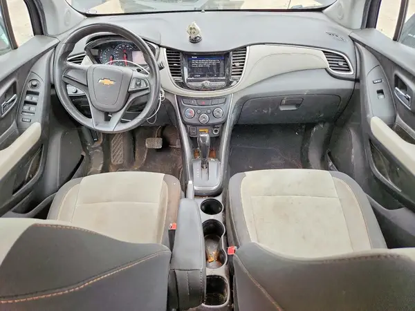 3GNCJKSB7KL333751 2019 CHEVROLET TRAX - Image 8