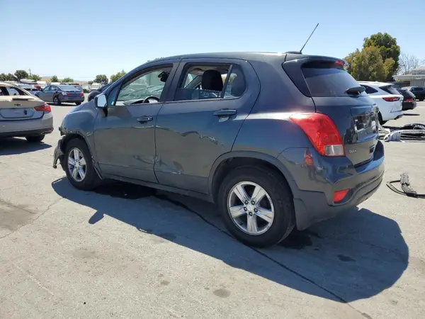 3GNCJKSB7KL346340 2019 CHEVROLET TRAX - Image 2