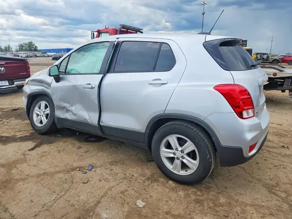 3GNCJKSB7KL367222 2019 CHEVROLET TRAX - Image 2