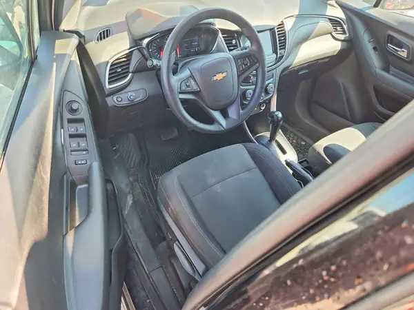 3GNCJKSB7KL387616 2019 CHEVROLET TRAX - Image 8