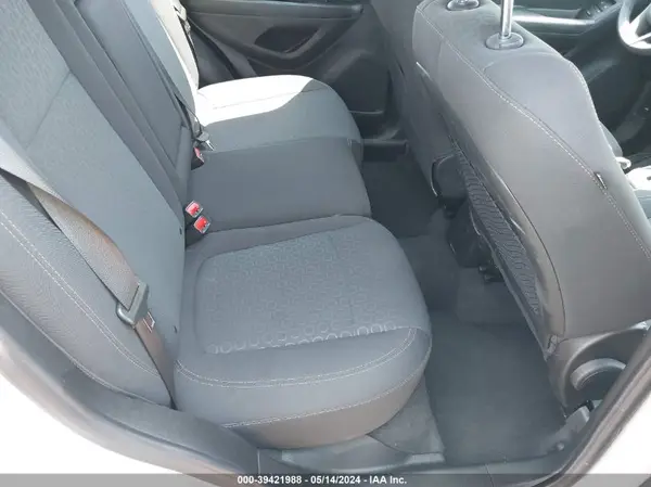 3GNCJKSB7KL394565 2019 CHEVROLET TRAX - Image 8