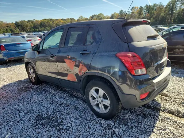 3GNCJKSB7KL402406 2019 CHEVROLET TRAX - Image 2