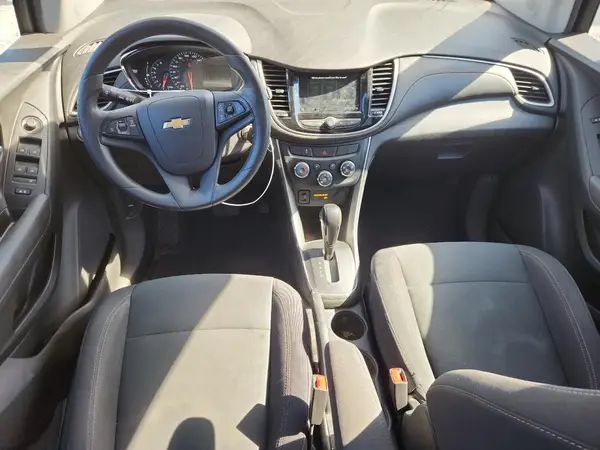 3GNCJKSB7KL402406 2019 CHEVROLET TRAX - Image 8