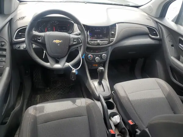 3GNCJKSB7LL117917 2020 CHEVROLET TRAX - Image 8