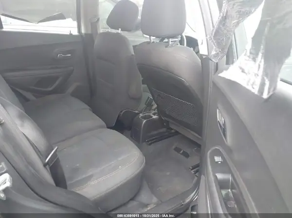 3GNCJKSB7LL127508 2020 CHEVROLET TRAX - Image 8