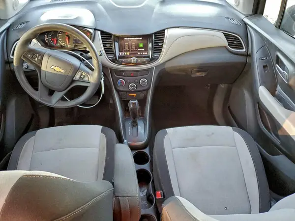3GNCJKSB7LL161660 2020 CHEVROLET TRAX - Image 8