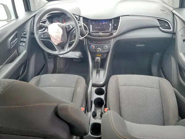 3GNCJKSB7LL163991 2020 CHEVROLET TRAX - Image 8