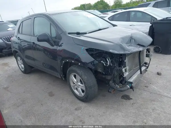 3GNCJKSB7LL165868 2020 CHEVROLET TRAX - Image 1