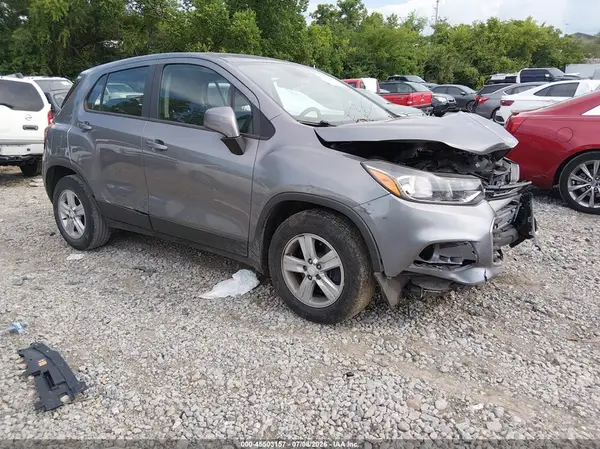 3GNCJKSB7LL166471 2020 CHEVROLET TRAX - Image 1