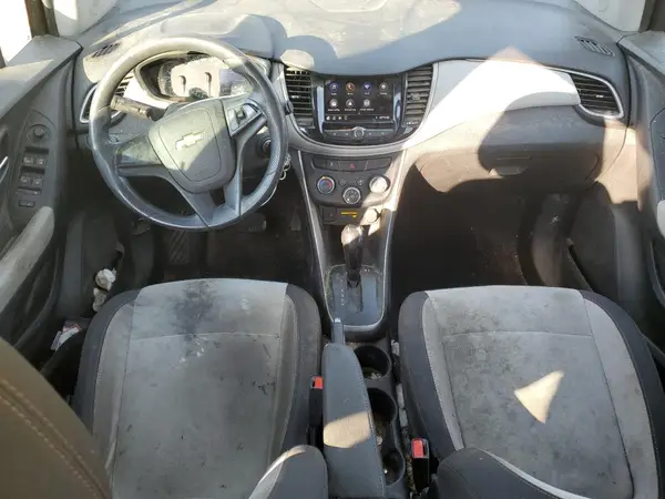 3GNCJKSB7LL171413 2020 CHEVROLET TRAX - Image 8