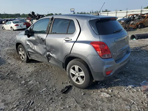 3GNCJKSB7LL174943 2020 CHEVROLET TRAX - Image 2