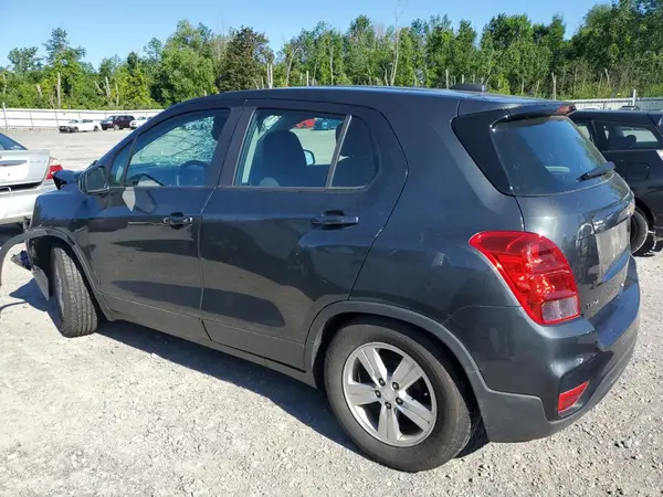 3GNCJKSB7LL195338 2020 CHEVROLET TRAX - Image 2