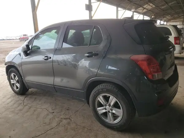 3GNCJKSB7LL203440 2020 CHEVROLET TRAX - Image 2