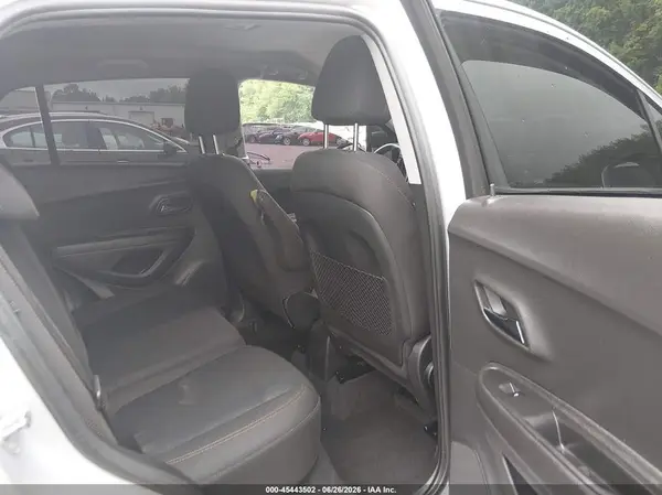 3GNCJKSB7LL217418 2020 CHEVROLET TRAX - Image 8