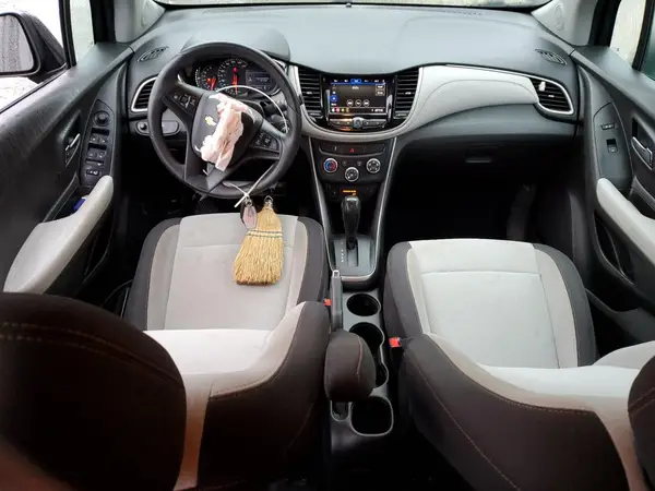 3GNCJKSB7LL237538 2020 CHEVROLET TRAX - Image 8
