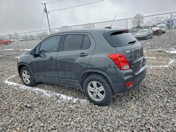 3GNCJKSB7LL240648 2020 CHEVROLET TRAX - Image 2