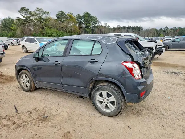 3GNCJKSB7LL264755 2020 CHEVROLET TRAX - Image 2