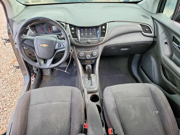 3GNCJKSB7LL307605 2020 CHEVROLET TRAX - Image 8