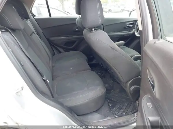 3GNCJKSB8GL240048 2016 CHEVROLET TRAX - Image 8