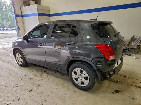 3GNCJKSB8GL269078 2016 CHEVROLET TRAX - Image 2