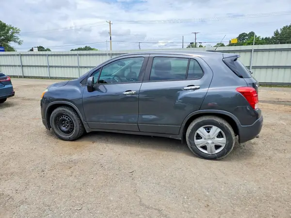 3GNCJKSB8GL275768 2016 CHEVROLET TRAX - Image 2