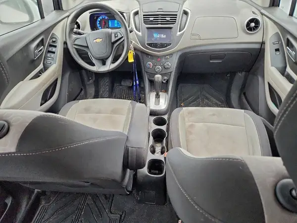 3GNCJKSB8GL279173 2016 CHEVROLET TRAX - Image 8