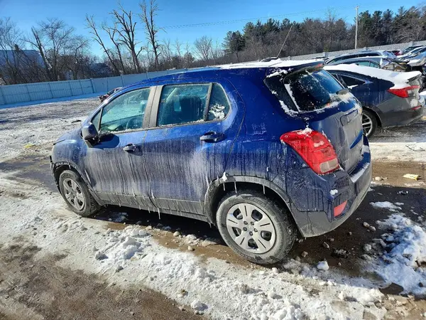 3GNCJKSB8HL171735 2017 CHEVROLET TRAX - Image 2