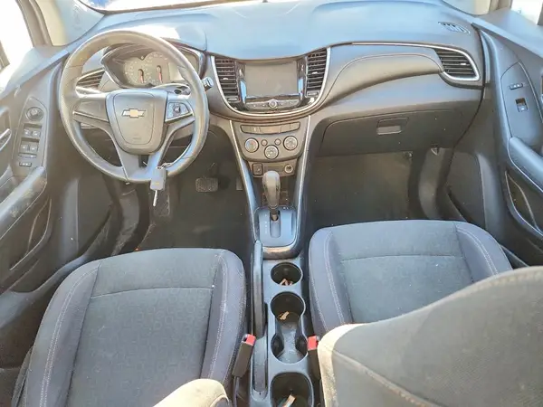 3GNCJKSB8HL171735 2017 CHEVROLET TRAX - Image 8