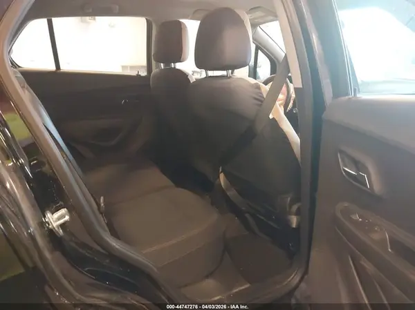 3GNCJKSB8HL172769 2017 CHEVROLET TRAX - Image 8