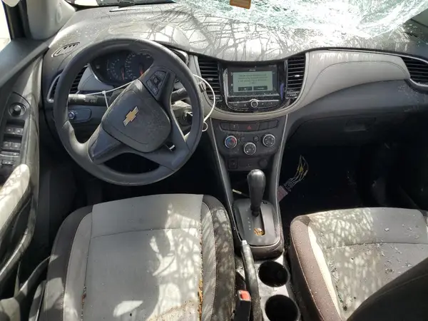 3GNCJKSB8HL186672 2017 CHEVROLET TRAX - Image 8