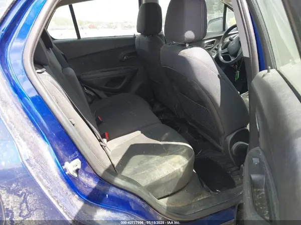3GNCJKSB8HL206015 2017 CHEVROLET TRAX - Image 8
