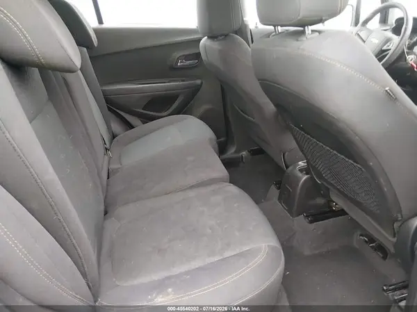 3GNCJKSB8HL214633 2017 CHEVROLET TRAX - Image 8