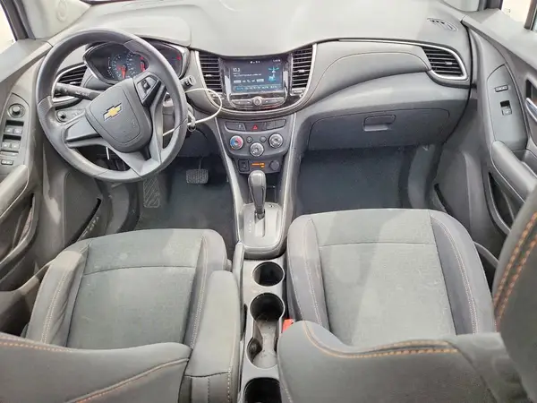 3GNCJKSB8HL218102 2017 CHEVROLET TRAX - Image 8