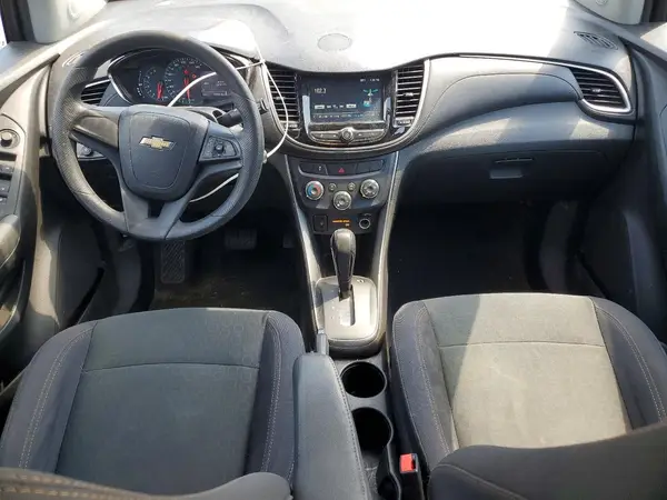 3GNCJKSB8HL226829 2017 CHEVROLET TRAX - Image 8