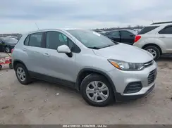 3GNCJKSB8HL256963 2017 CHEVROLET TRAX