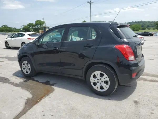 3GNCJKSB8HL289560 2017 CHEVROLET TRAX - Image 2