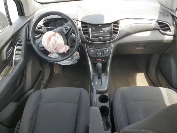 3GNCJKSB8HL289560 2017 CHEVROLET TRAX - Image 8
