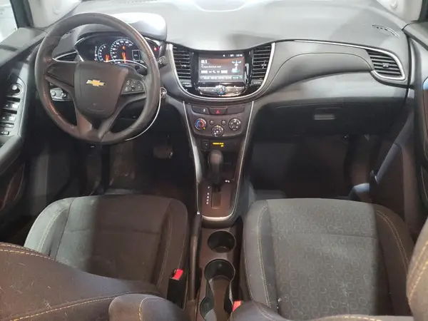 3GNCJKSB8HL290207 2017 CHEVROLET TRAX - Image 8