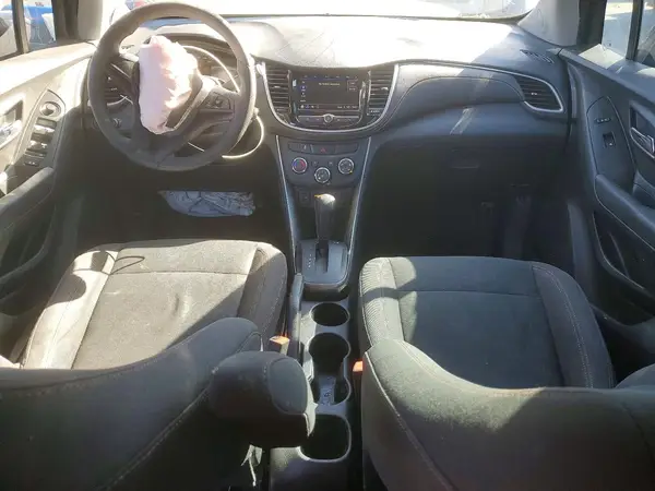 3GNCJKSB8JL149370 2018 CHEVROLET TRAX - Image 8