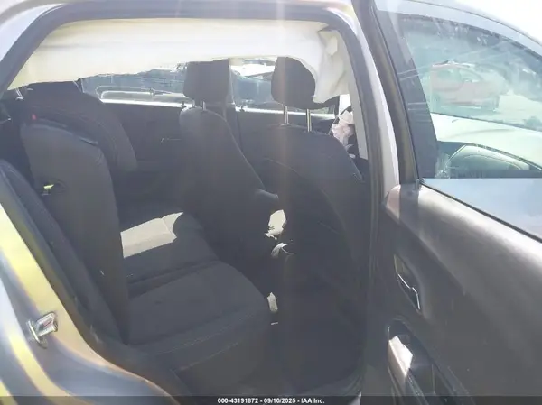 3GNCJKSB8JL178271 2018 CHEVROLET TRAX - Image 8