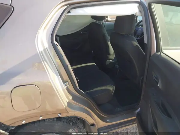 3GNCJKSB8JL186466 2018 CHEVROLET TRAX - Image 8