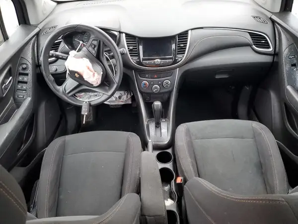 3GNCJKSB8JL203038 2018 CHEVROLET TRAX - Image 8