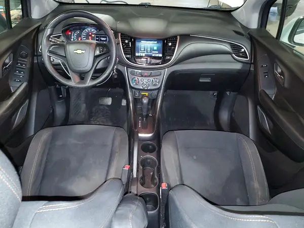 3GNCJKSB8JL210541 2018 CHEVROLET TRAX - Image 8