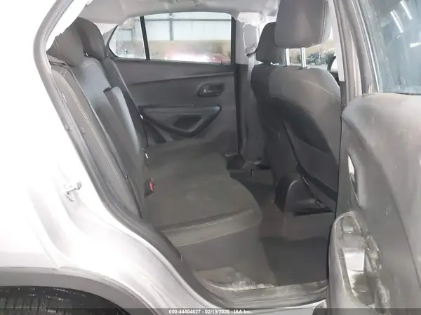 3GNCJKSB8JL220860 2018 CHEVROLET TRAX - Image 8