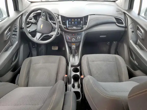 3GNCJKSB8JL237450 2018 CHEVROLET TRAX - Image 8