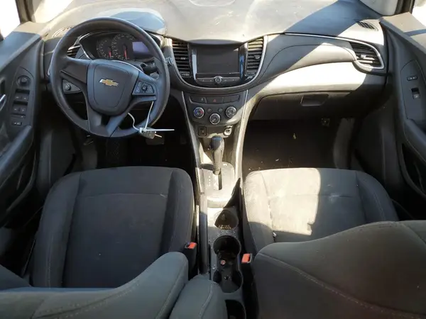 3GNCJKSB8JL308193 2018 CHEVROLET TRAX - Image 8