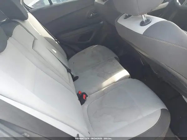 3GNCJKSB8JL325060 2018 CHEVROLET TRAX - Image 8