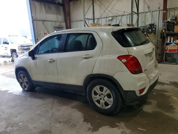 3GNCJKSB8JL329545 2018 CHEVROLET TRAX - Image 2